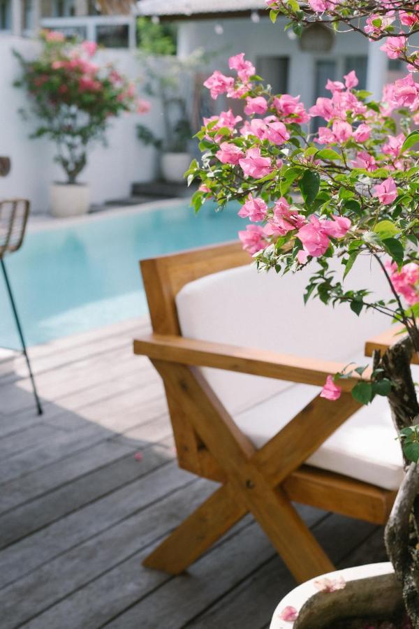 Love Song Boutique Hotel Canggu Buitenkant foto